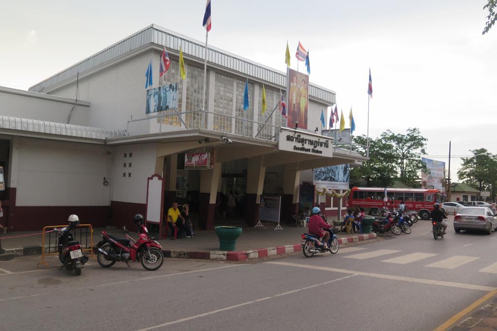 Nadpob Mansion Hotell Surat Thani Eksteriør bilde