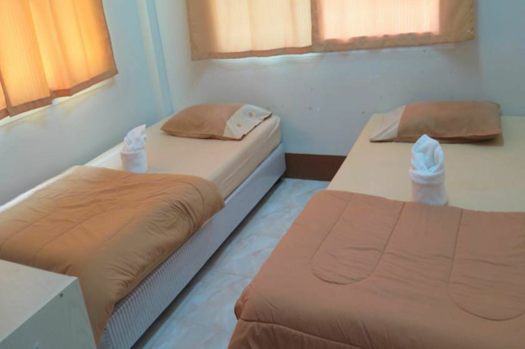 Nadpob Mansion Hotell Surat Thani Eksteriør bilde
